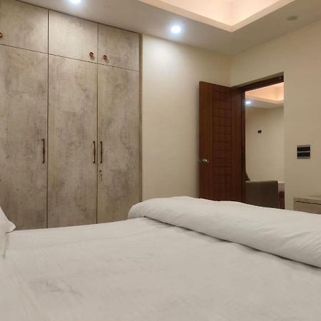 Villa In Vrindavan, Hare Krishna M 外观 照片