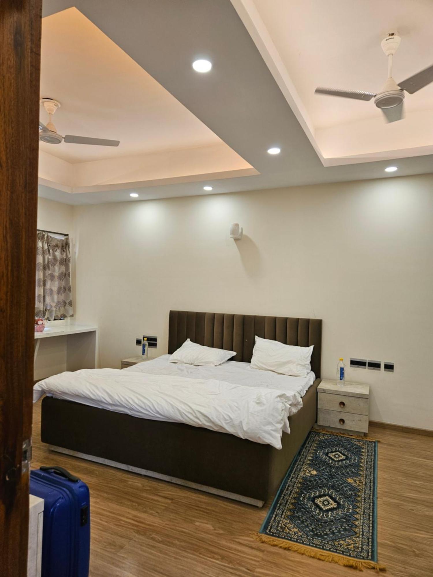 Villa In Vrindavan, Hare Krishna M 外观 照片